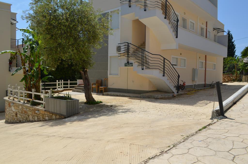 Elite 2 Kosta Hotel Dhermi Exterior photo