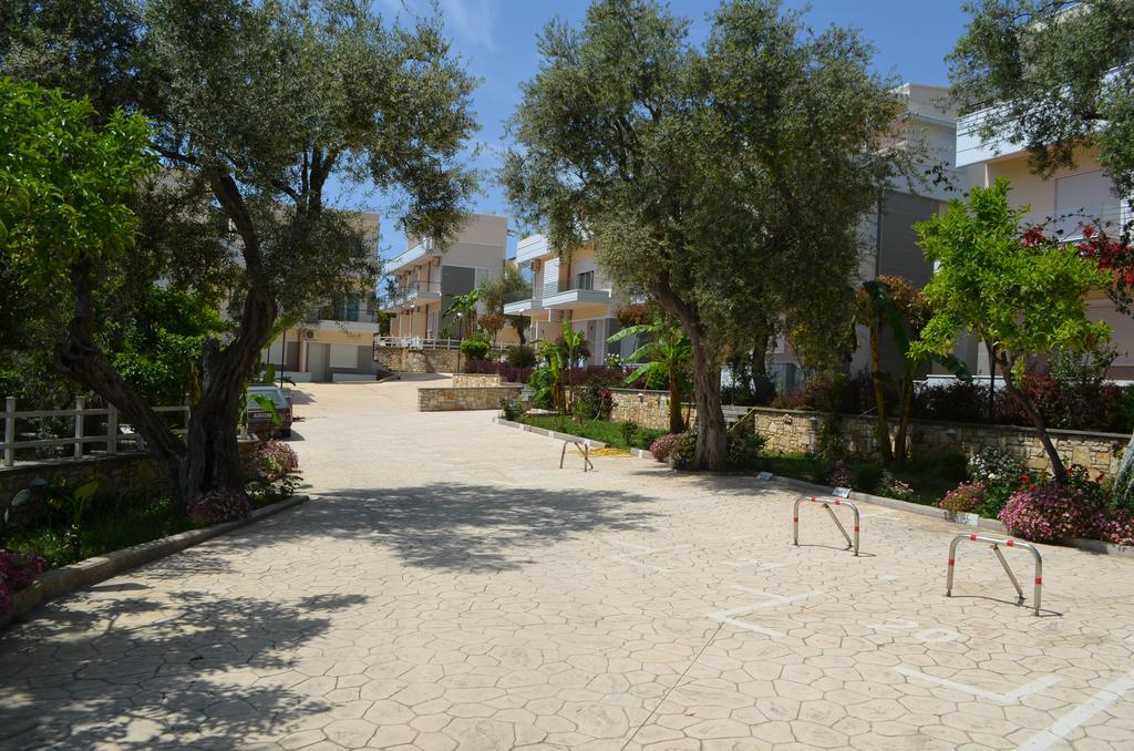 Elite 2 Kosta Hotel Dhermi Exterior photo