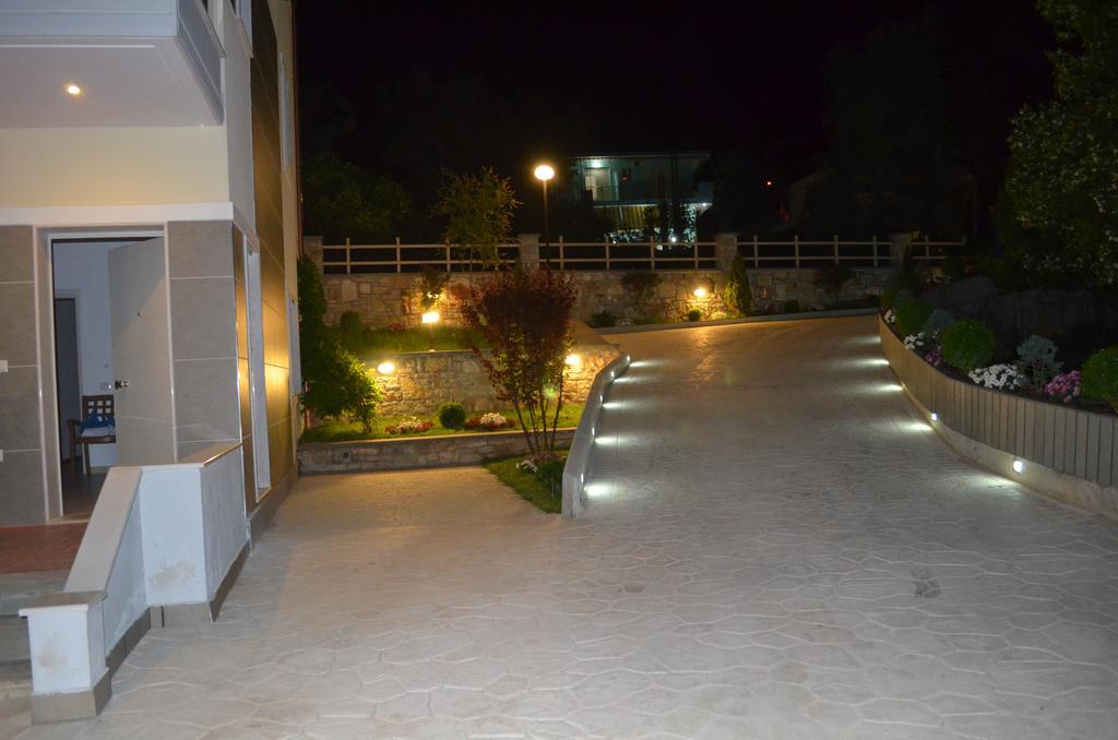 Elite 2 Kosta Hotel Dhermi Exterior photo